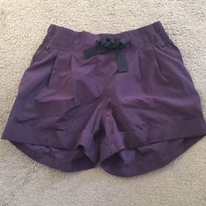 Lululemon Size 4 Everyday Shorts